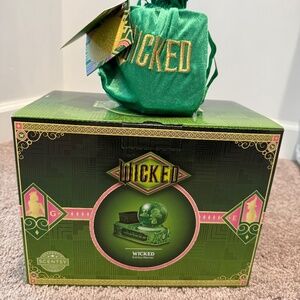 Brand new Scentsy Wicked Wax Warmer with special edition wax trio